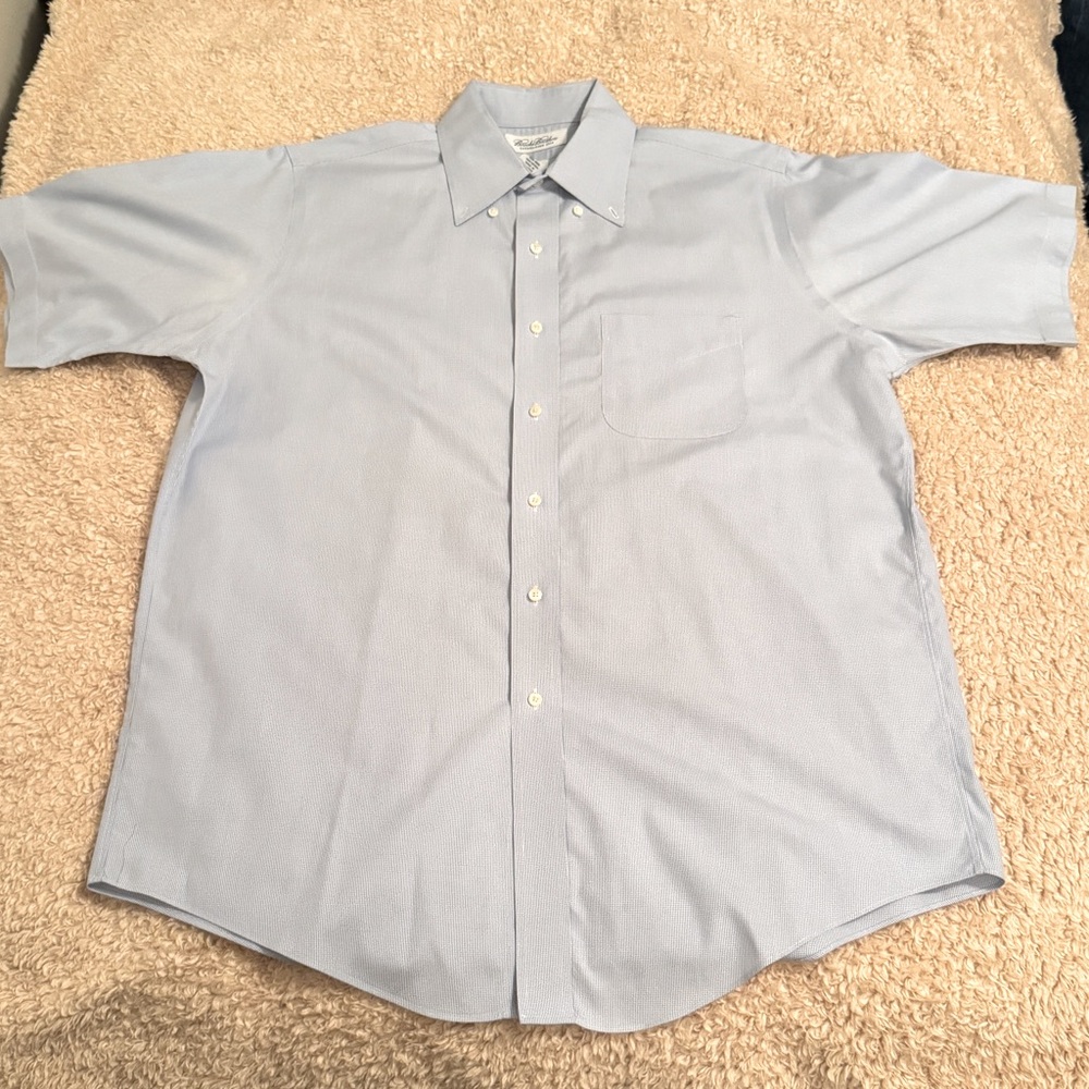 Brooks Brothers Men’s Short Sleeve Button Down